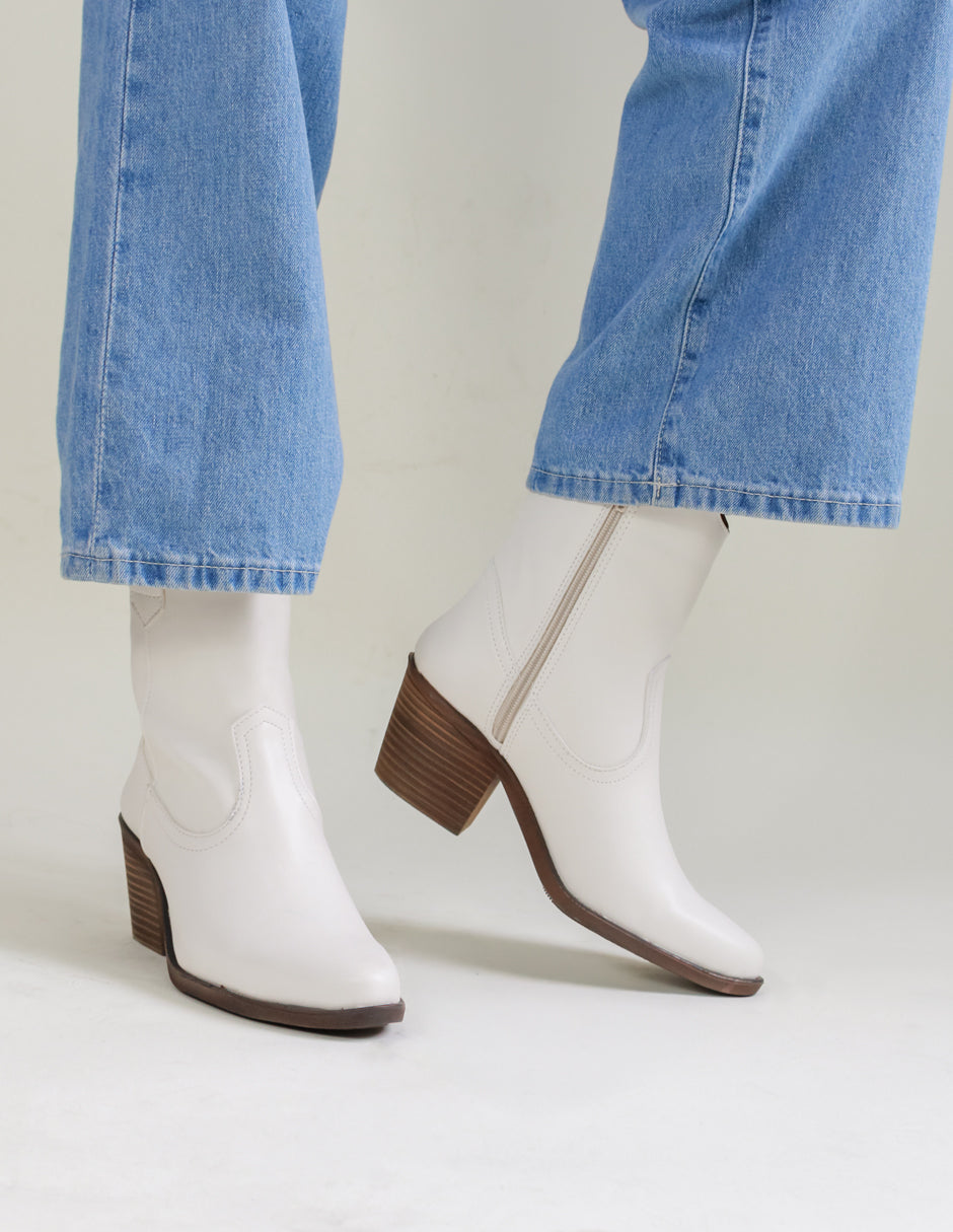 Botas tipo western Wets en Piel vegana – Blanco