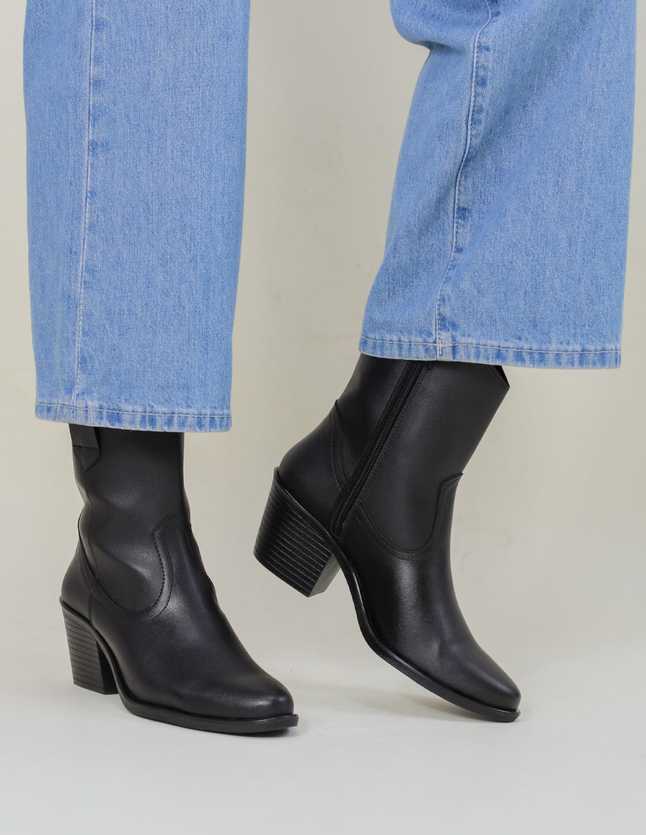 Botas tipo western Wets en Piel vegana – Negro