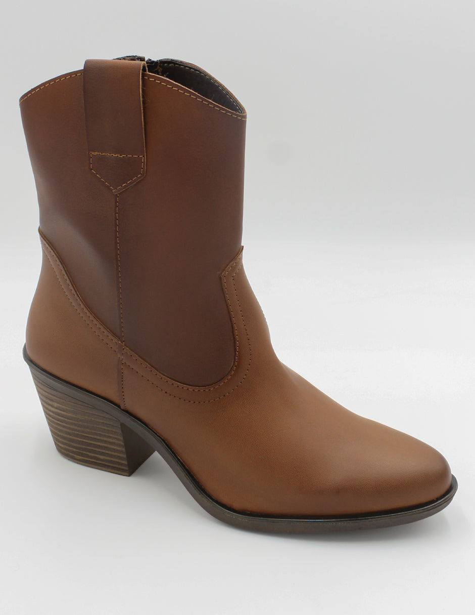 Botas tipo western Exterior Piel vegana Color Café Para Mujer De RBCOLLECTION