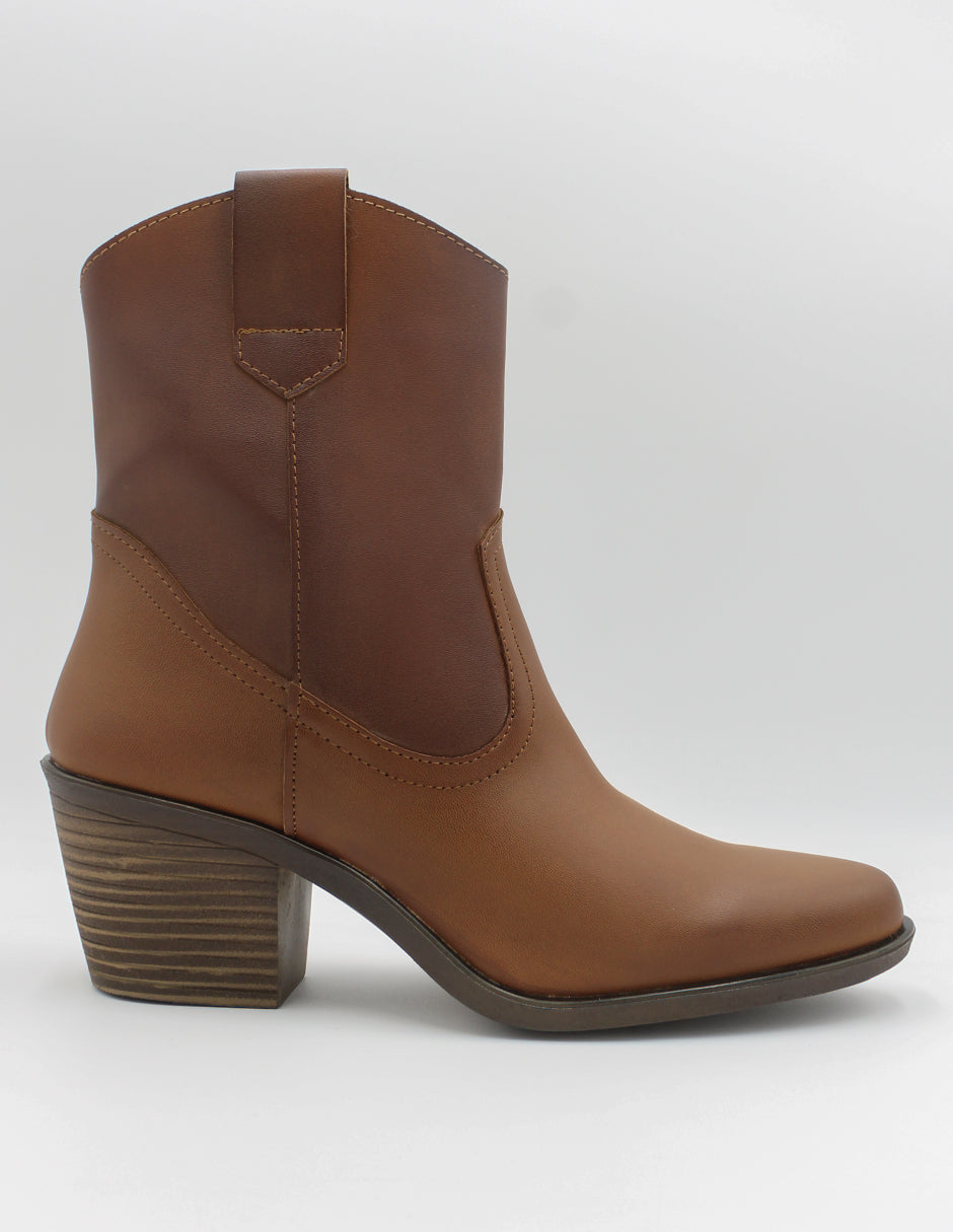 Botas tipo western Wets en Piel vegana – Café