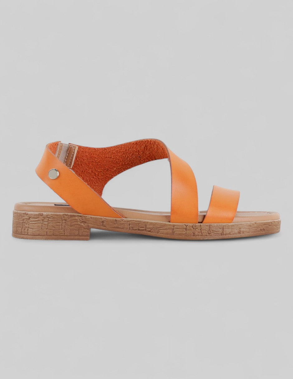 Sandalias de piso Soft en Piel vegana – Naranja