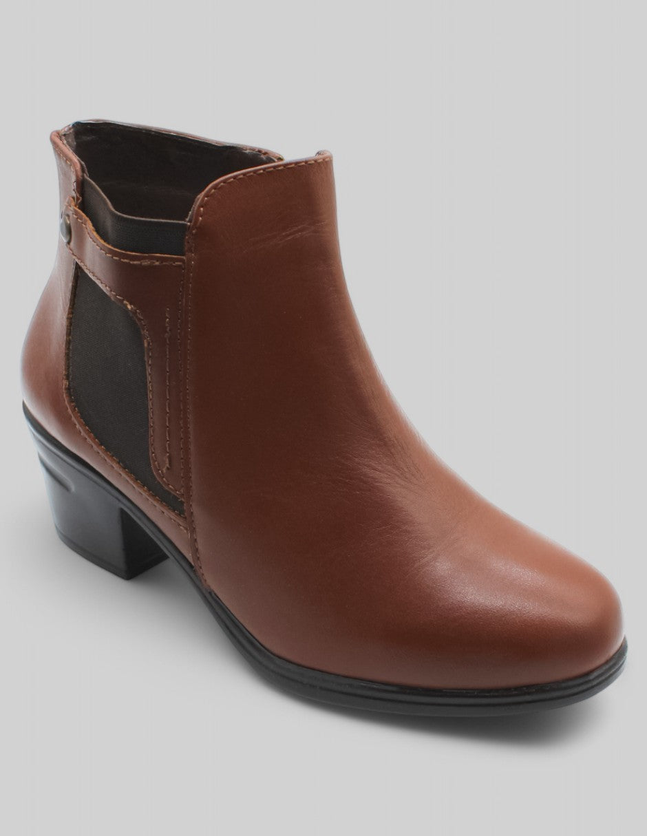 Botín con tacón Exterior Piel Color Café Para Mujer De RBCOLLECTION