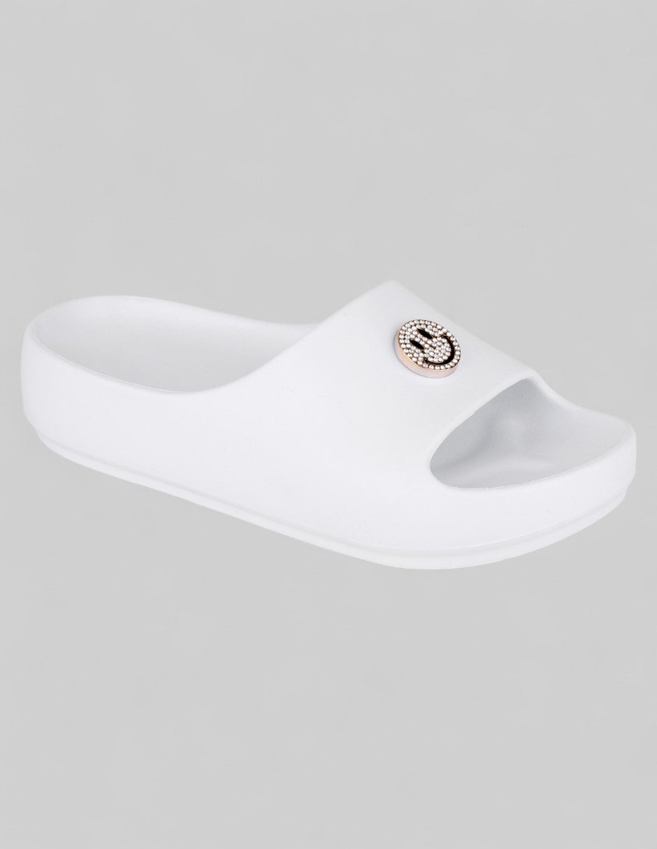 Sintético,Mujer,RBBASICS,Blanco,Blanco,Blancos,PARA,0,Sandalias clásicas,OI25,PKL,131025,1 Tiempo,Sintético,Con canales antiderrapantes,De piso,,Boca de pescado,0,Sandalias,Pequeños productores,Elega,Dije de animacion,,,Walky