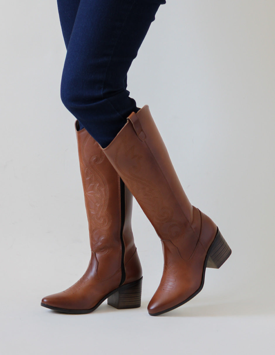 Botas tipo Western West en Piel vegana – Café