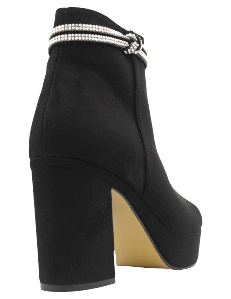 Botín con tacón Nevada en Gamuza – Negro