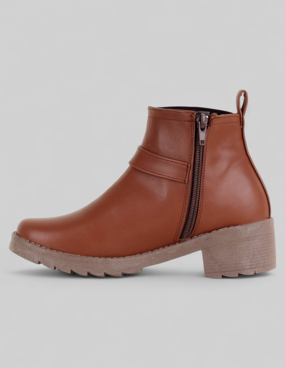 Botín con tacón Terre en Piel vegana – Café