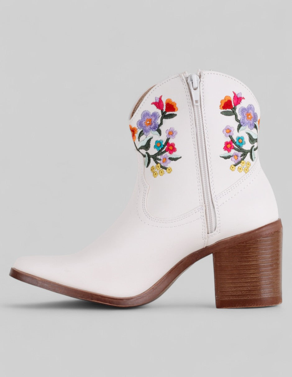 Botas tipo western West en Piel vegana – Blanco