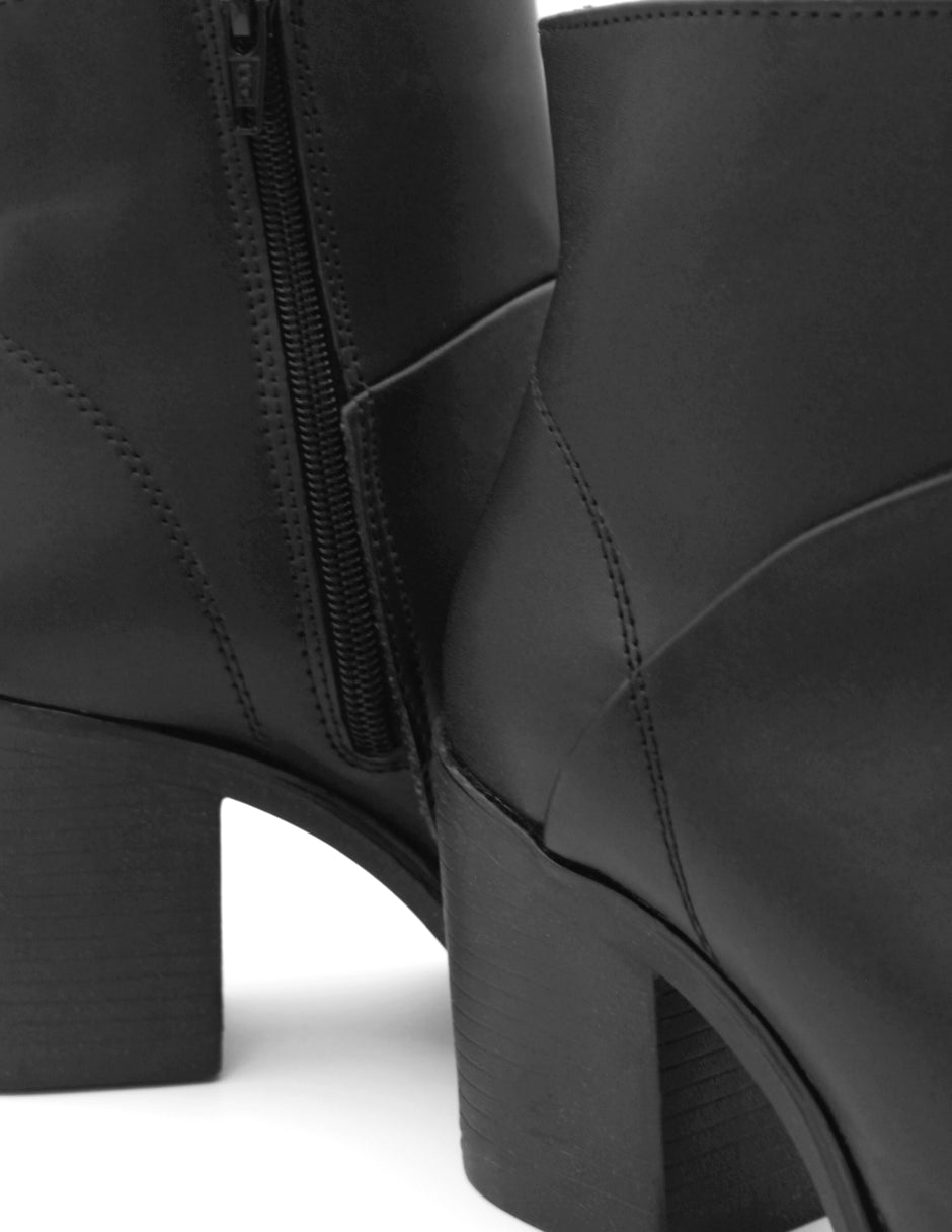 Botín con tacón Wets en Piel vegana – Negro
