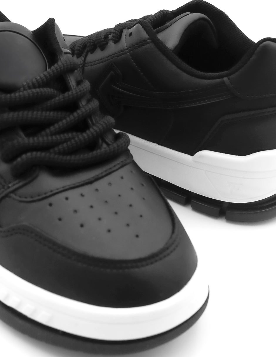 Tenis con cordones  Chunck en piel vegana – Negro