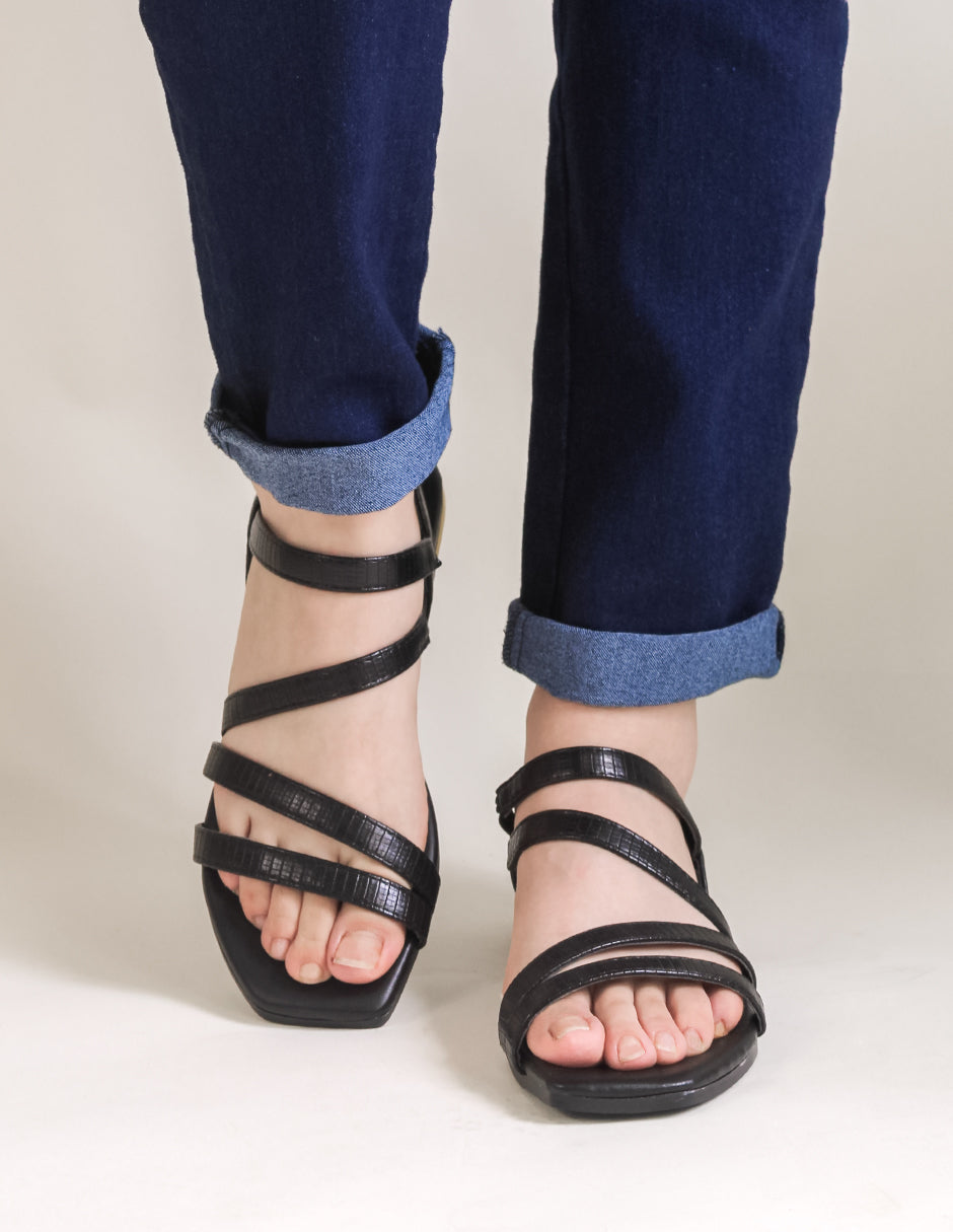 Sandalias de piso Onne en Piel vegana – Negro