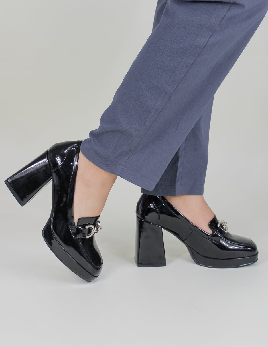 Zapatillas ALESSO en Charol – Negro