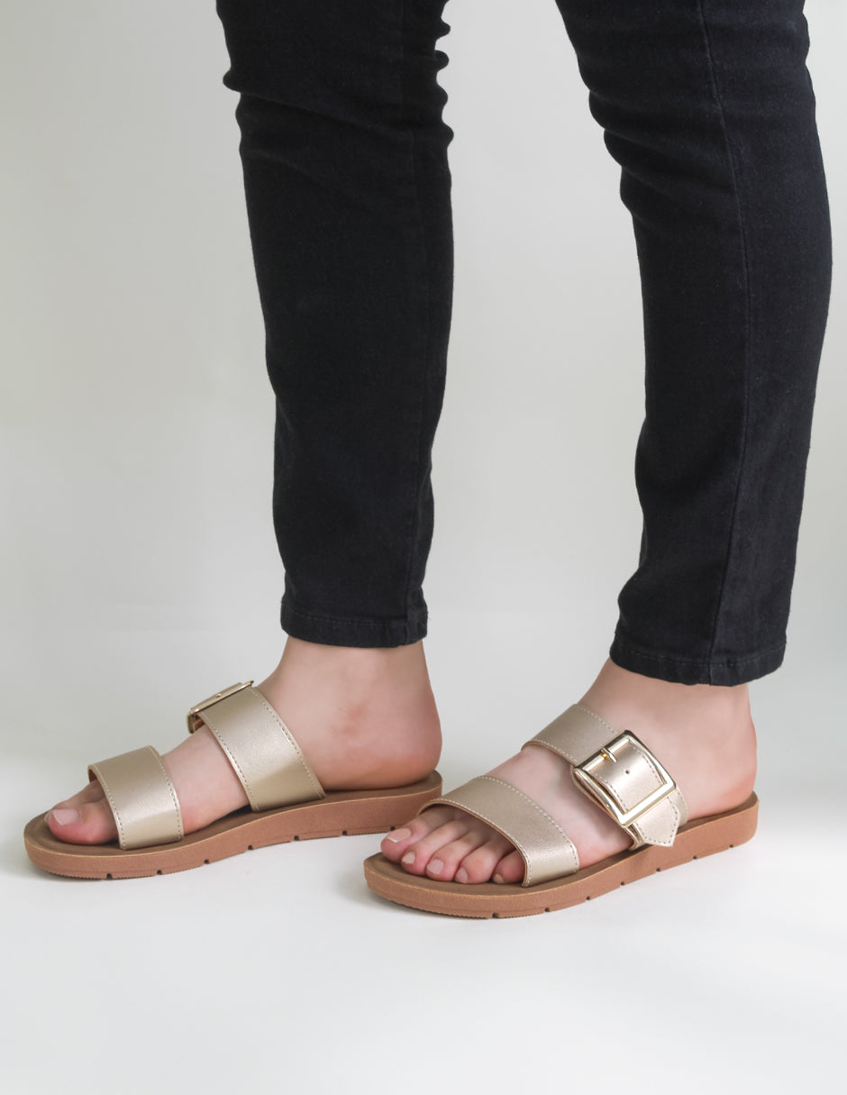 Sandalias de piso  en Piel vegana – Dorado