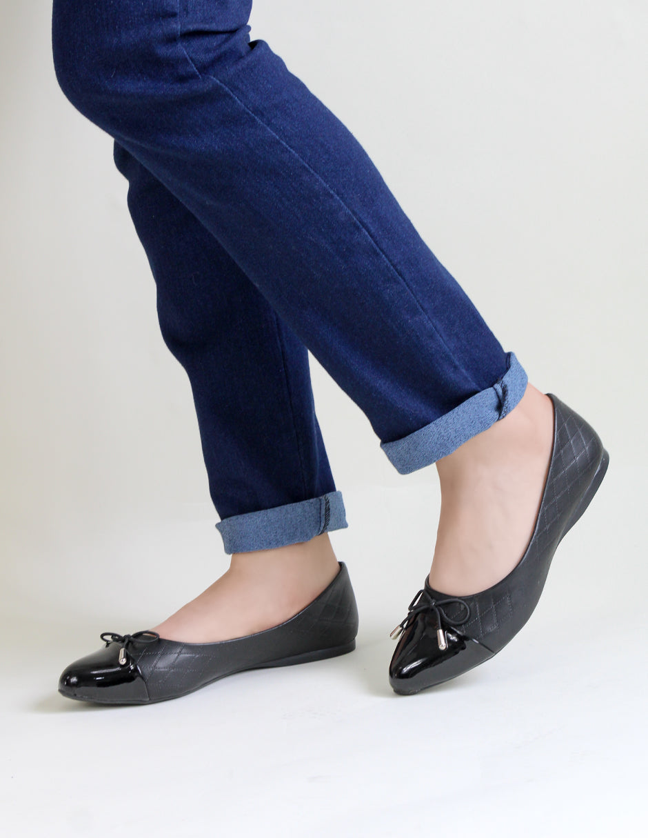 Flats puntales Onne en Piel vegana – Negro