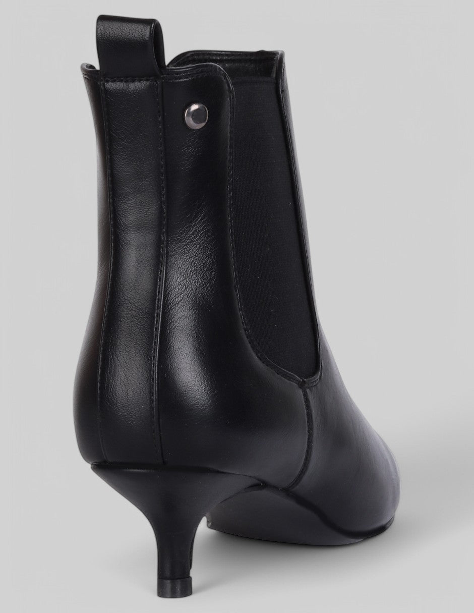 Botín con tacón Kitten en Piel vegana – Negro