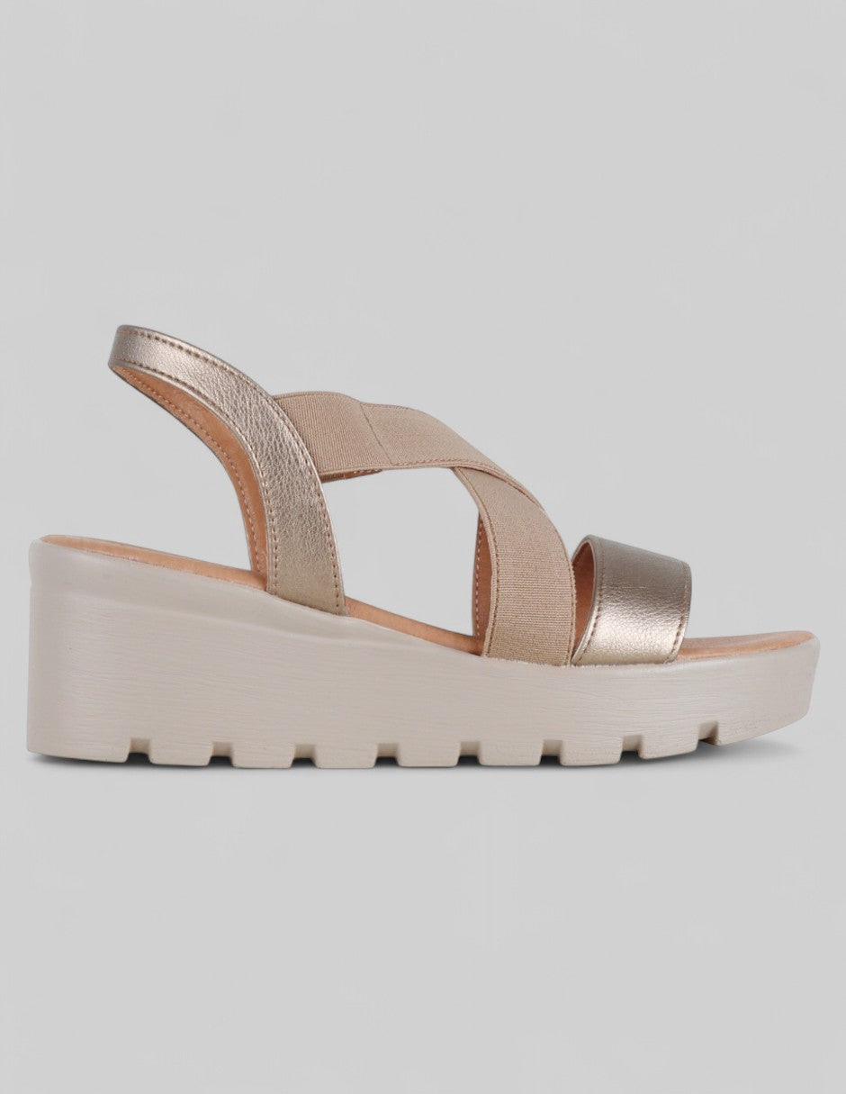 Sandalias con plataforma Naia en Sintético – Dorado