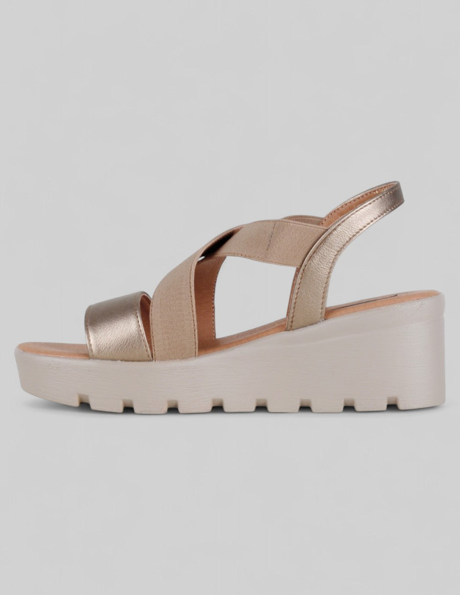 Sandalias con plataforma Naia en Sintético – Dorado