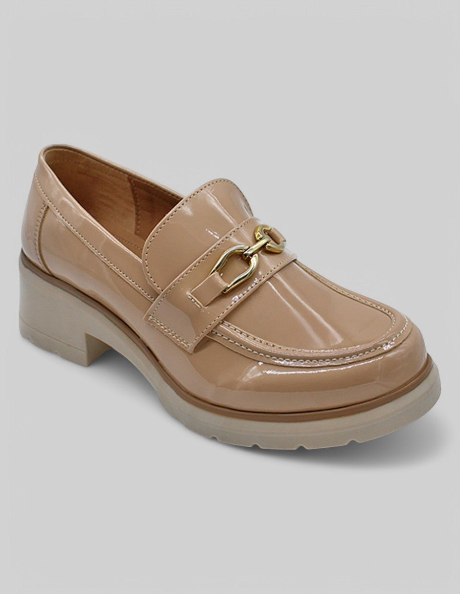Mocasines Exterior Charol Color Beige  Para Mujer De RBCOLLECTION