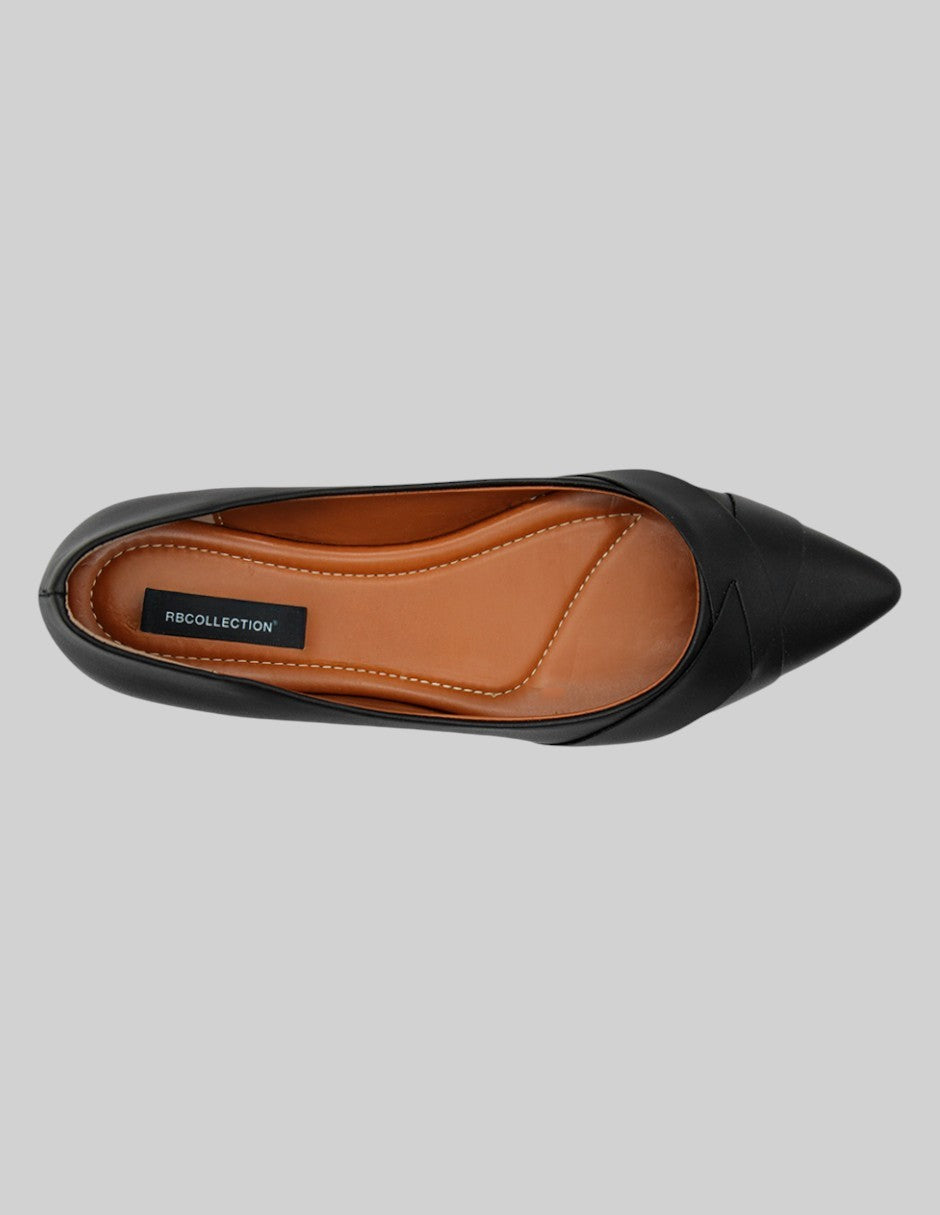 Flats puntales Soft en Piel vegana – Negro