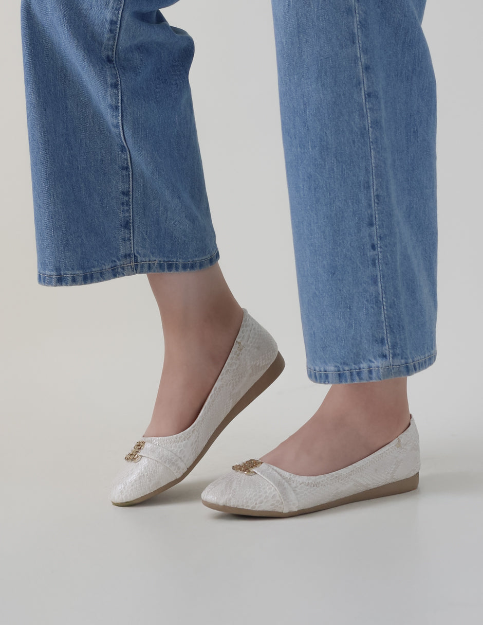 Flats puntales Soft en Piel vegana– Blanco