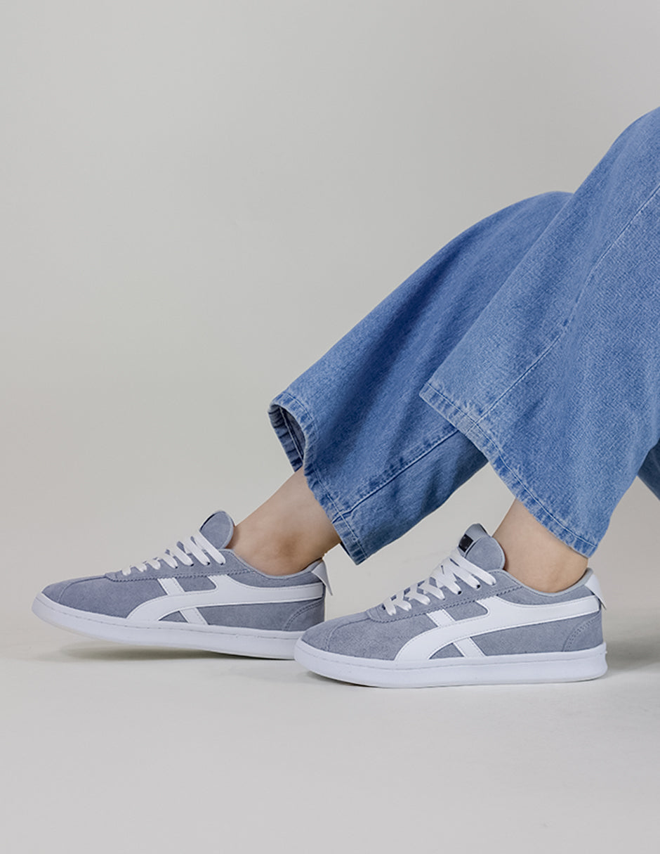 Tenis con cordones Sam Gamuza - Gris
