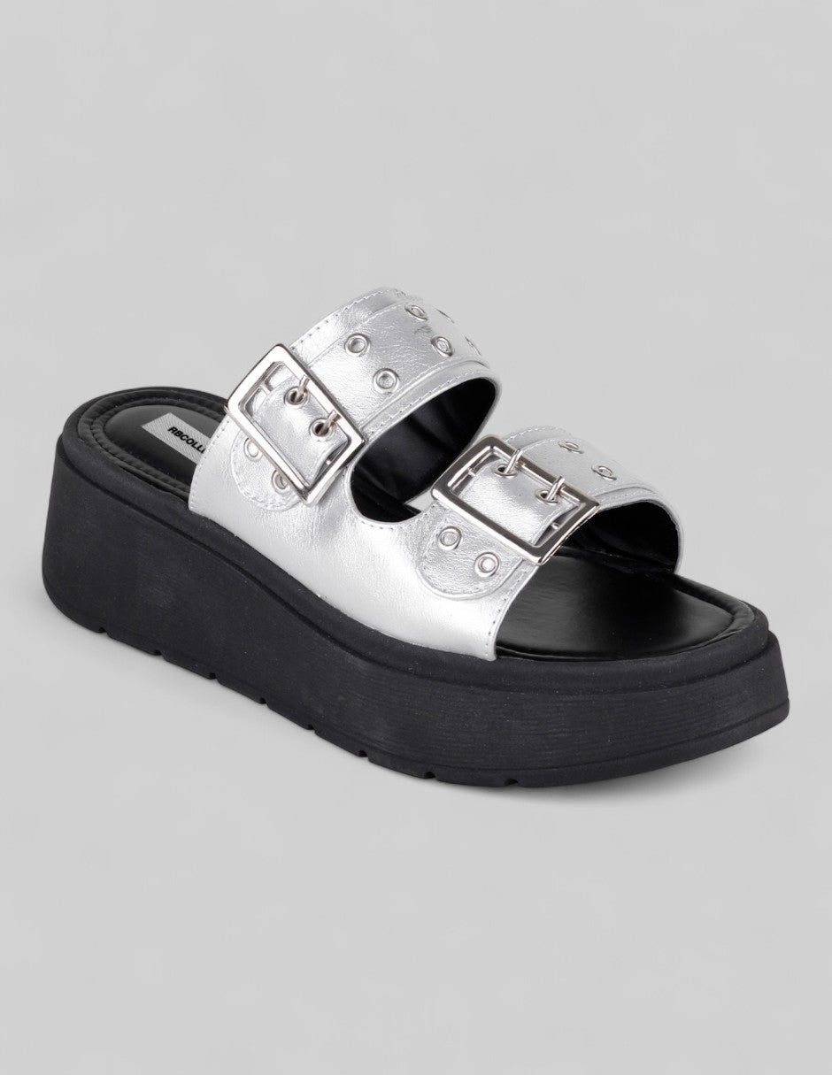 Sintético,Mujer,RBCOLLECTION,Plata,Plata,Plateados,PARA,0,Sandalias de piso,OI25,PKL,131025,1 Tiempo,Piel vegana,Con canales antiderrapantes,4 cm,,Boca de pescado,0,Sandalias,Pequeños productores,Moramora,Hebilla de simulación,,,Yuri