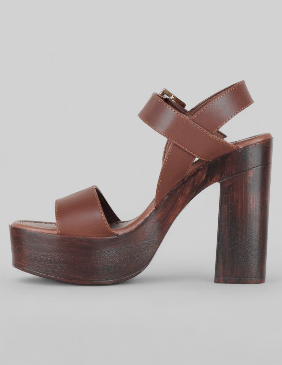 Sandalia con tacón NEVADA en Piel vegana – Café