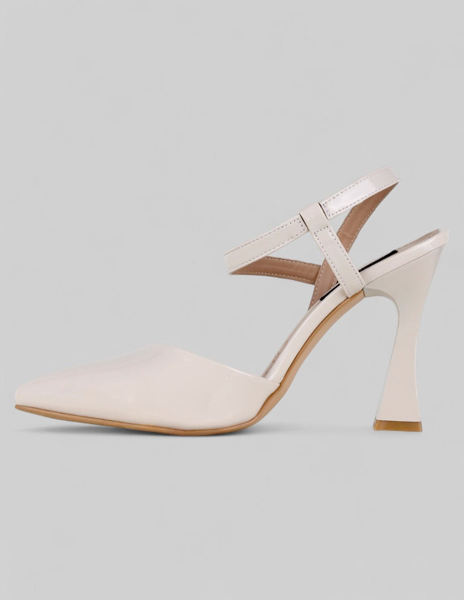 Zapatillas Classy en Charol – Beige