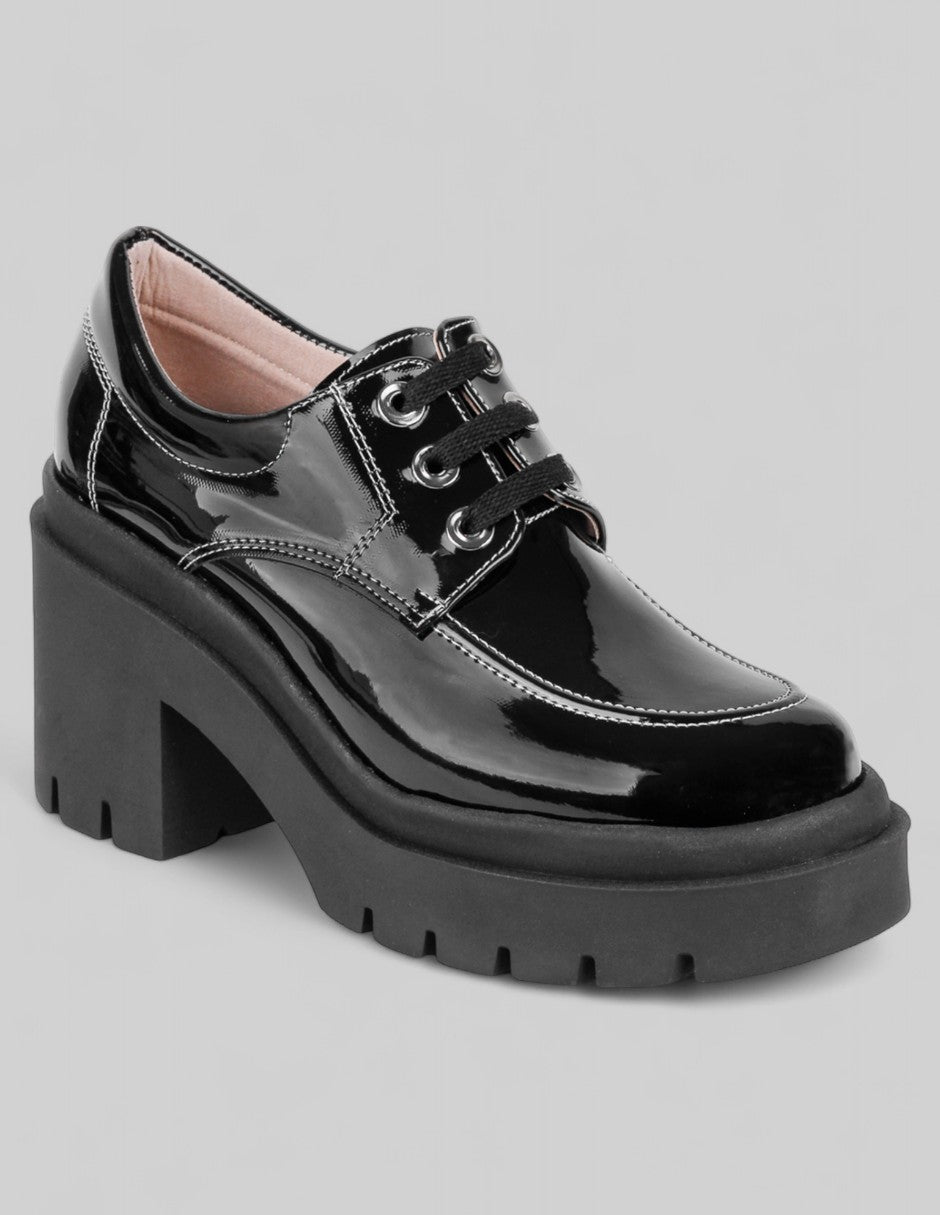 Charol,Mujer,RBCOLLECTION,Negro,Negro,Negros,PARA,0,Zapatillas,OI25,PKL,131025,Agujeta,Piel vegana,Con canales antiderrapantes,10 cm,,Redonda,0,Tacones,Pequeños productores,Jacky Hilton,,,,Farm