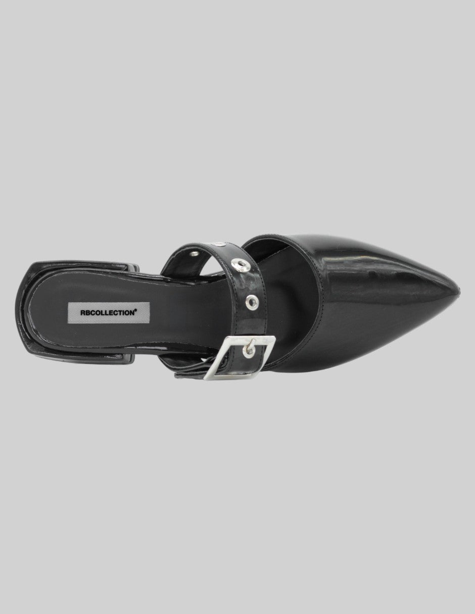 Flats puntales Onne en Charol – Negro