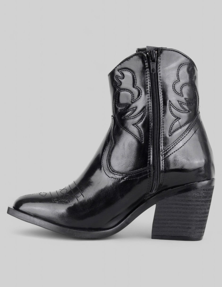 Botas tipo western West en Charol – Negro