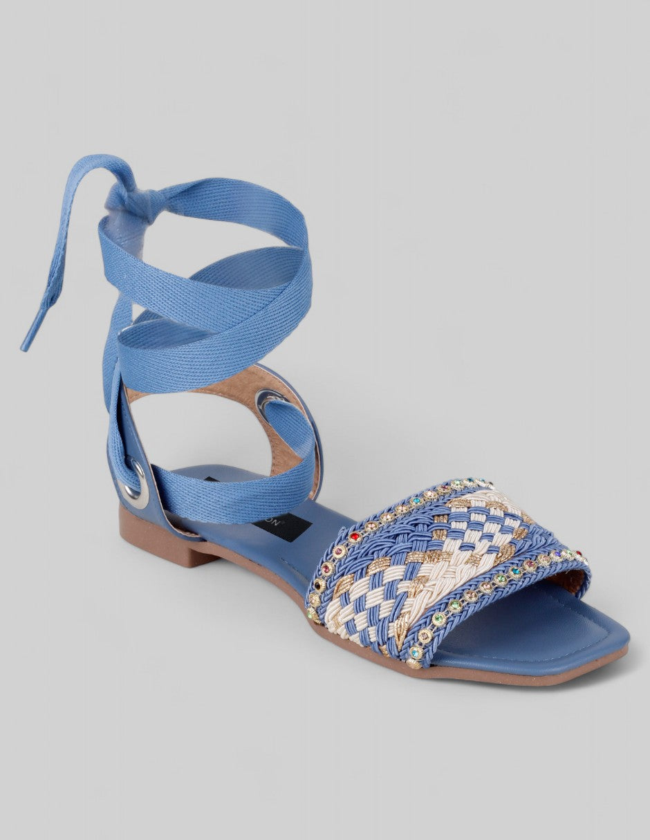 Textil,Mujer,RBCOLLECTION,Azul,Azul,Azules,PARA,0,Sandalias de piso,OI25,PKL,131025,Tiras,Piel vegana,Con canales antiderrapantes,De piso,,Boca de pescado,0,Sandalias,Pequeños productores,Calzado Pasion,Pedreria,,,Solea