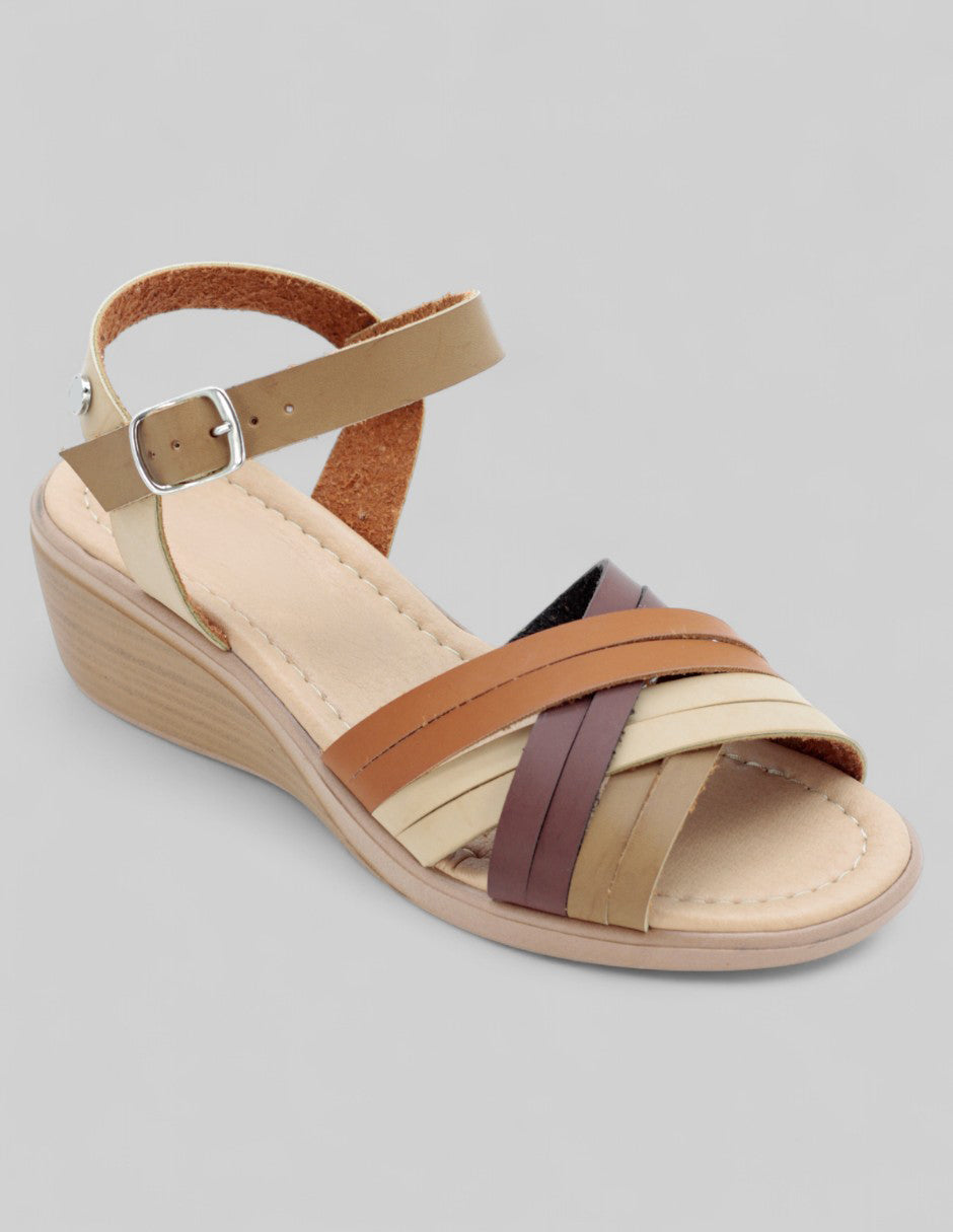 Sandalias de piso Exterior Piel vegana Color Beige Para Mujer De RBCOLLECTION