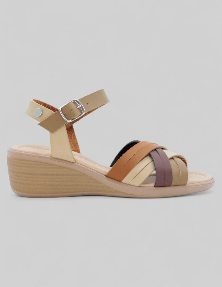 Sandalias de piso Soft en Piel vegana – Beige