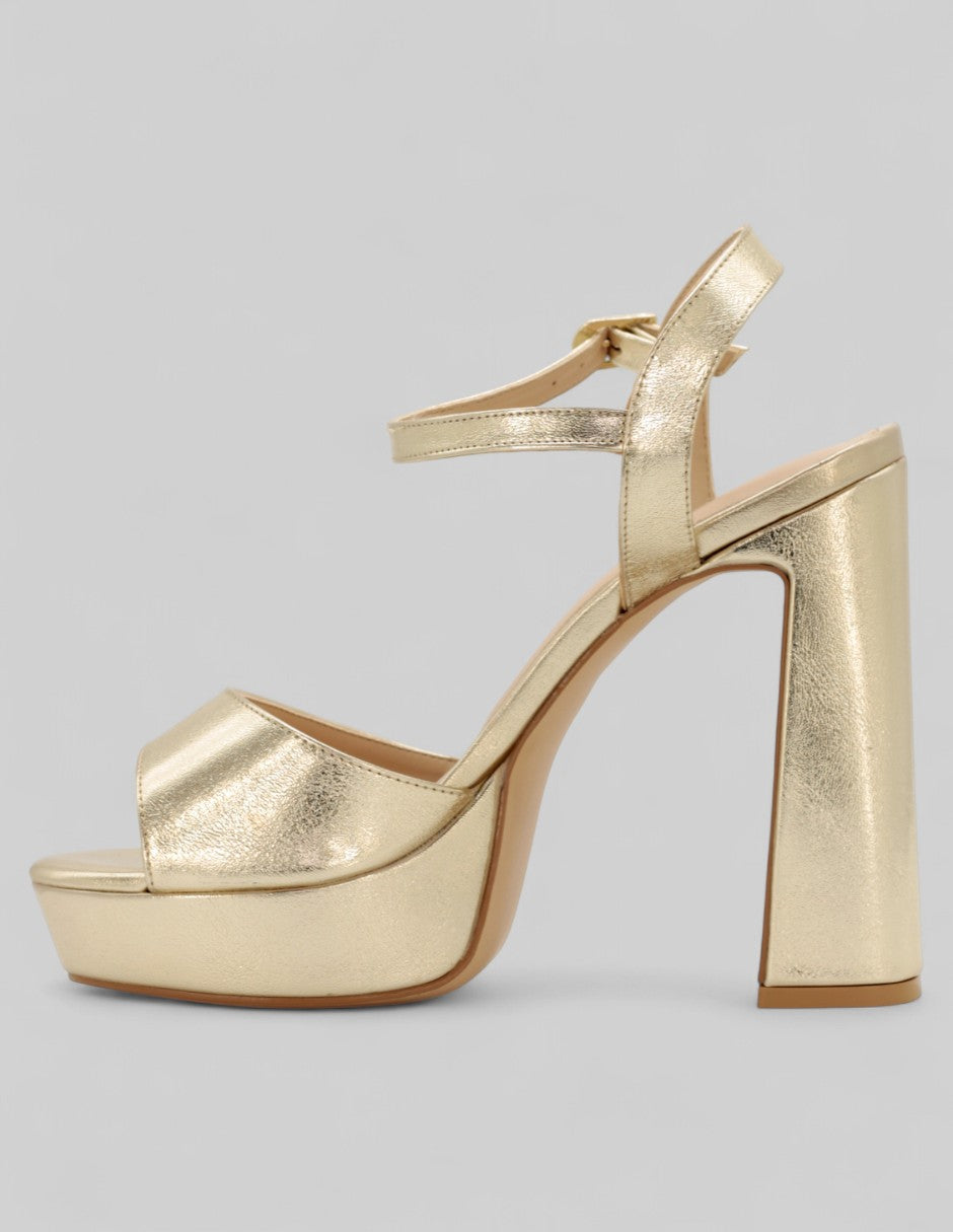 Sandalia con tacón Glowm en Sintético – Dorado