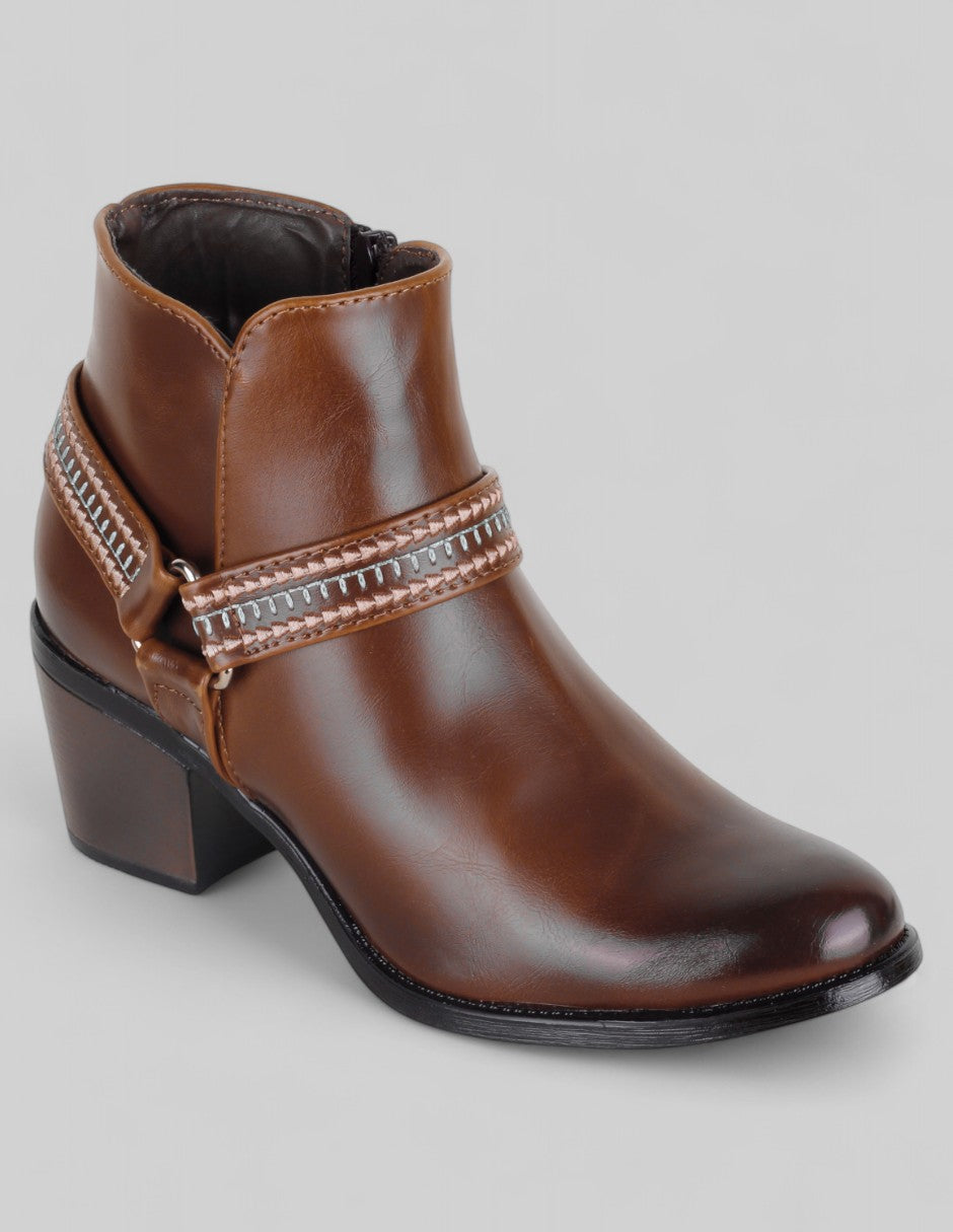 Botín con tacón Exterior Piel vegana Color Café Para Mujer De RBCOLLECTION