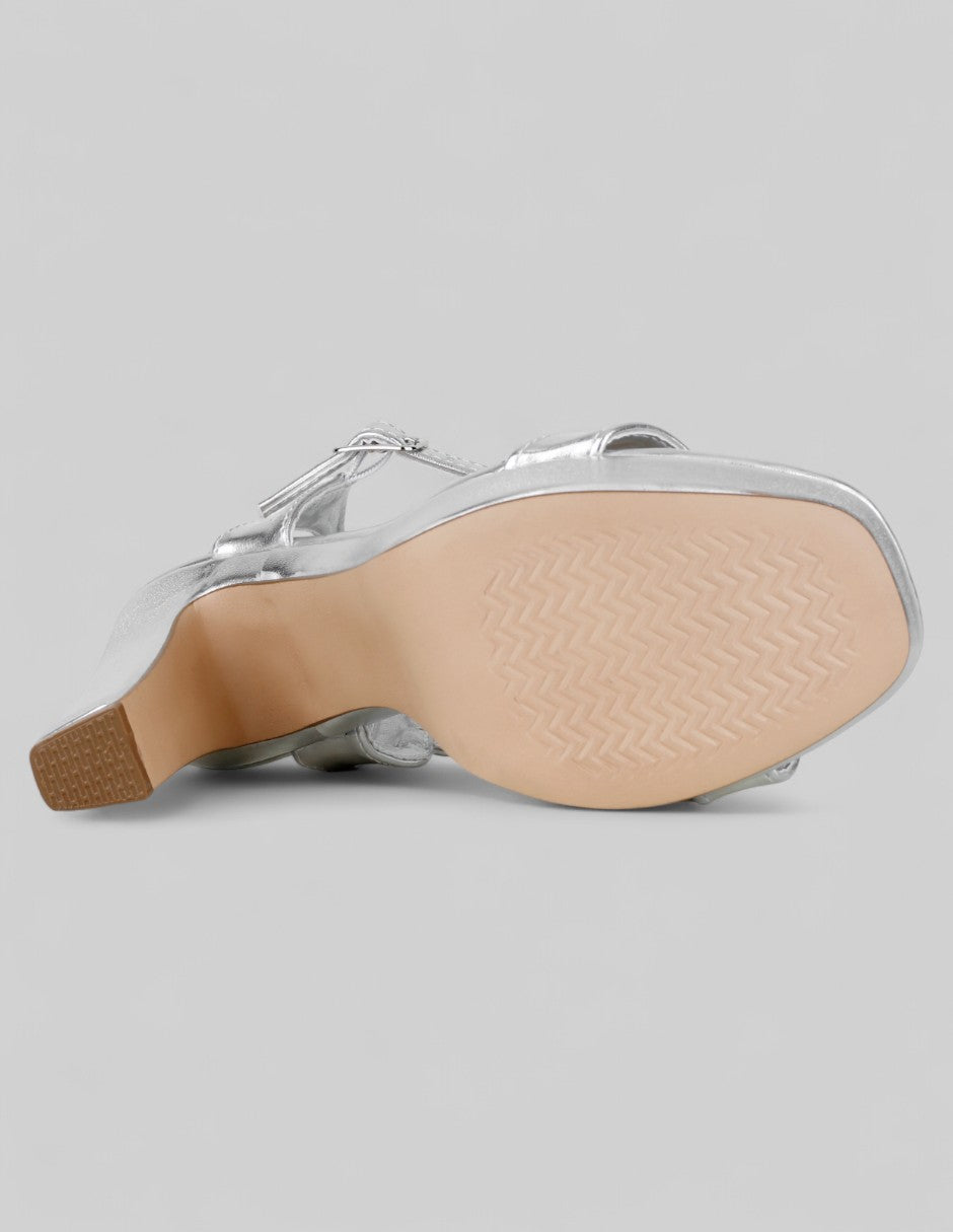 Sandalia con tacón Glowm en Sintético – Plata