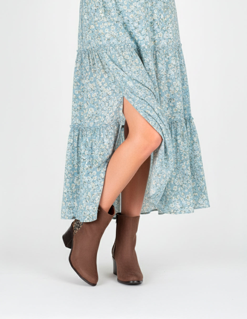 Botín con tacón Aurora en Gamuza – Café