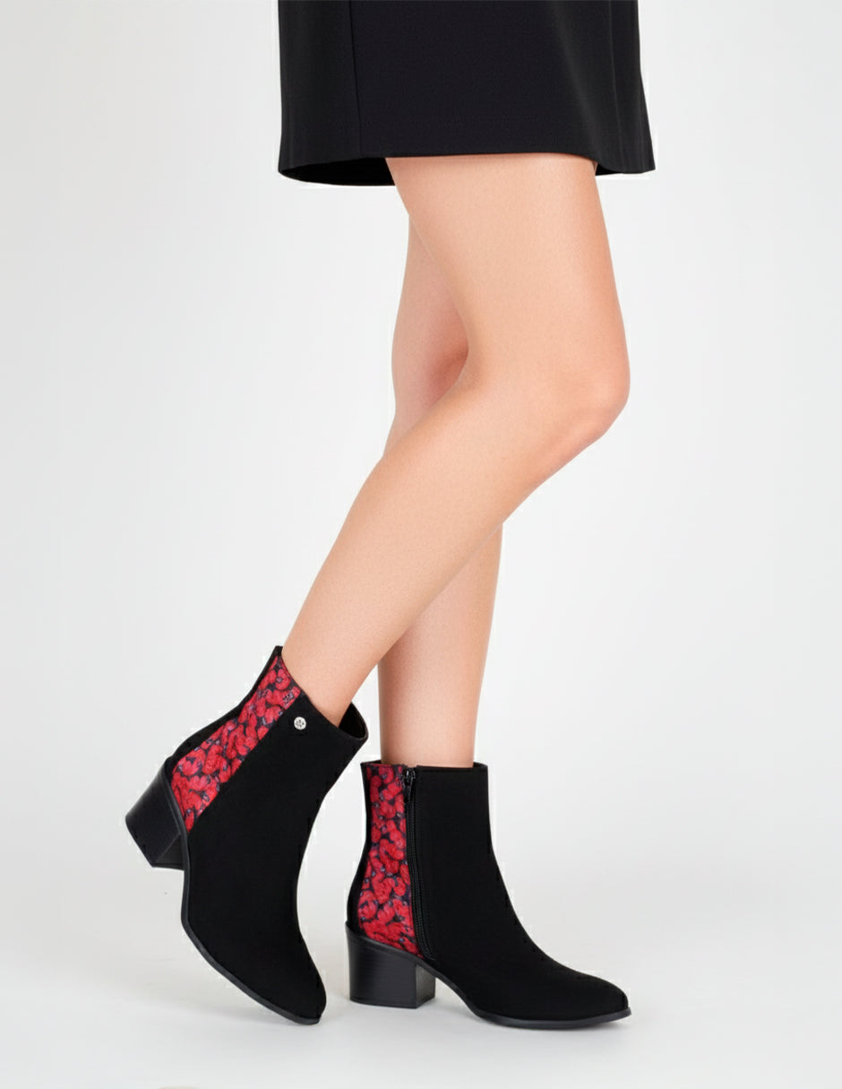 Botín con tacón Aurora en Gamuza – Negro