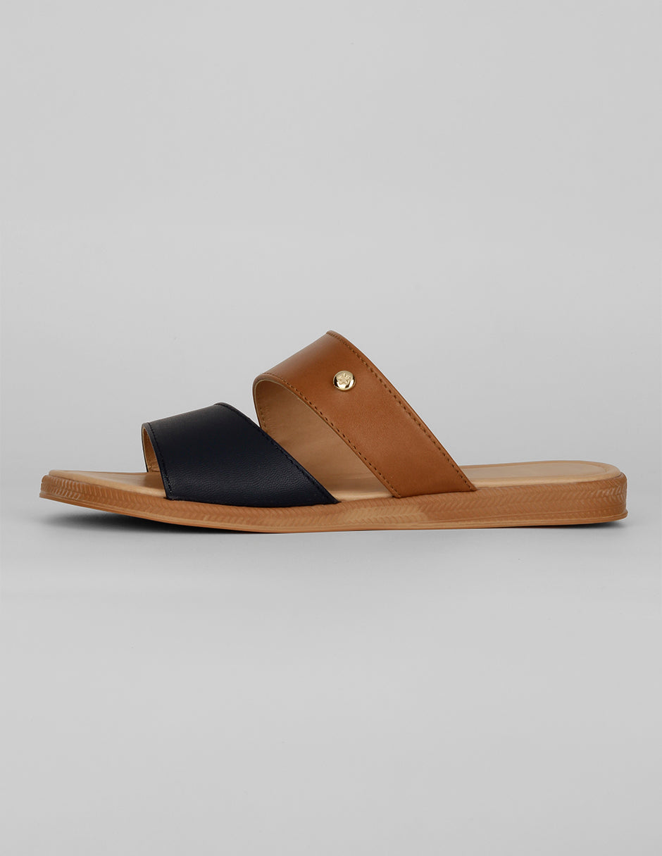 Sandalias de piso Exterior Piel vegana Color Café Para Mujer De RBBASICS