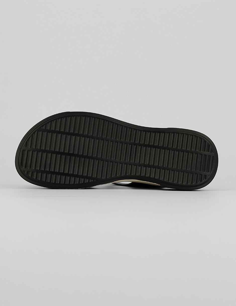 Sandalias con plataforma confort en Piel vegana – Negro