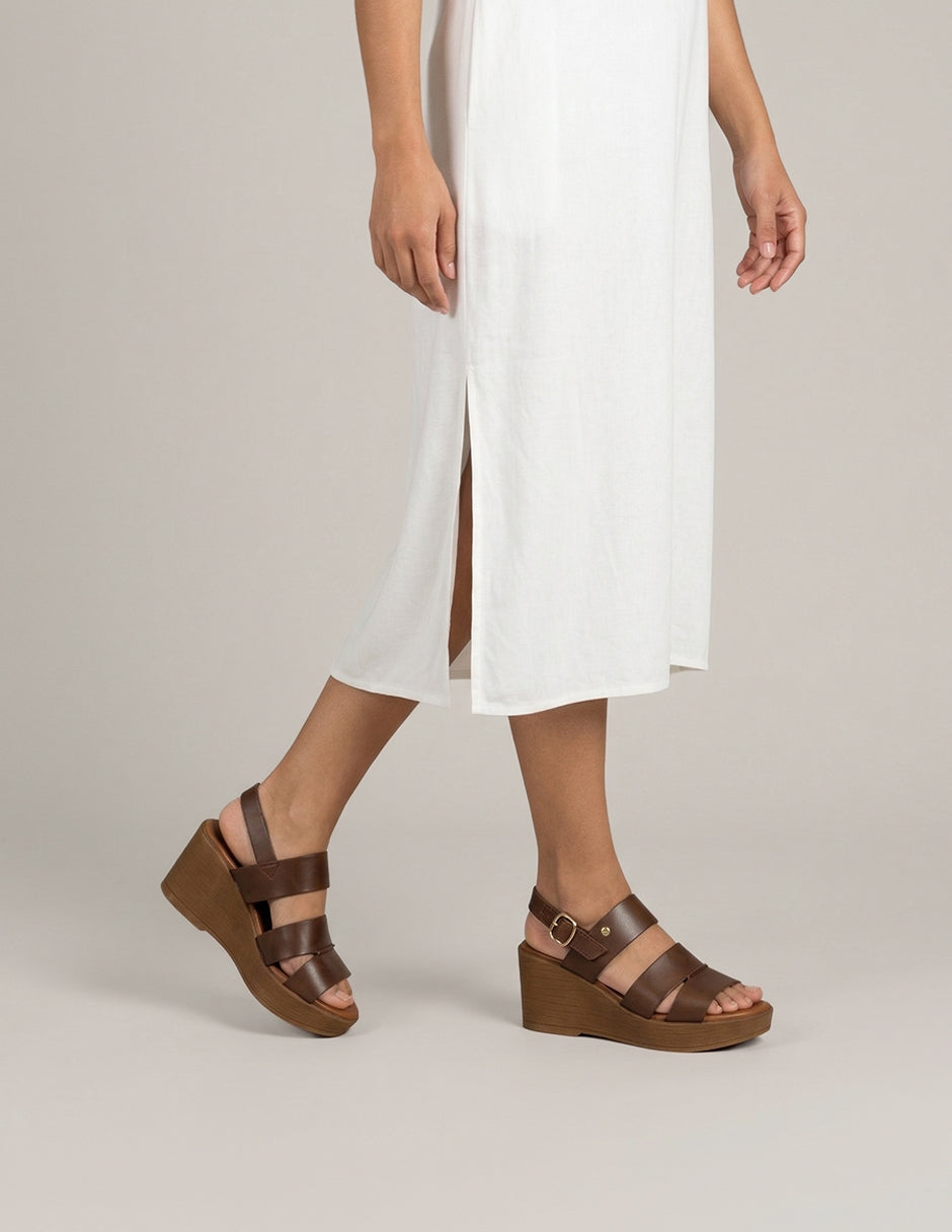 Sandalias con plataforma Naia en Sintético – Café