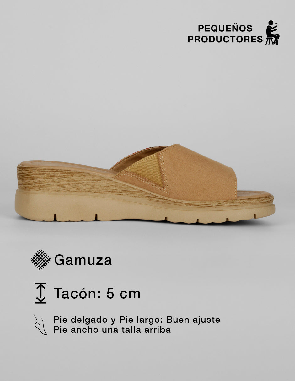 Sandalias con plataforma Steps en Gamuza – Café