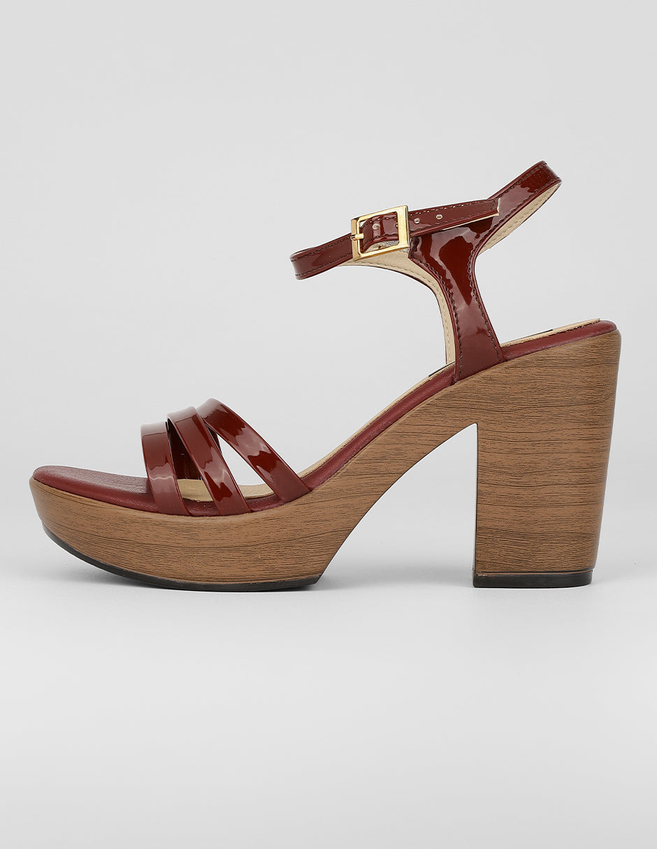 Sandalia con tacón Exterior Charol Color Vino Para Mujer De RBCOLLECTION