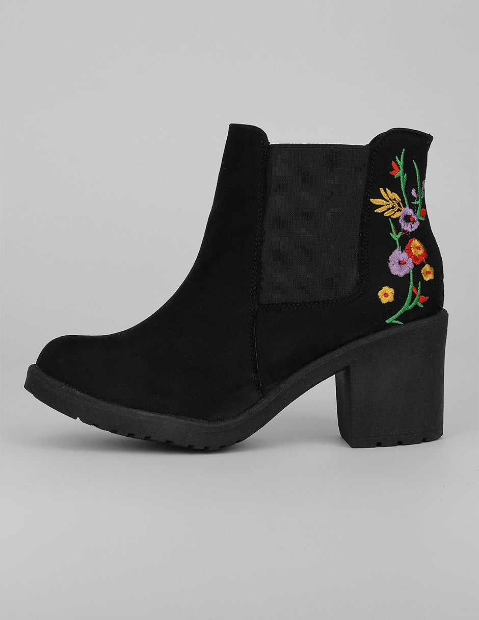Botín con tacón Exterior Gamuza Color Negro Para Mujer De RBCOLLECTION