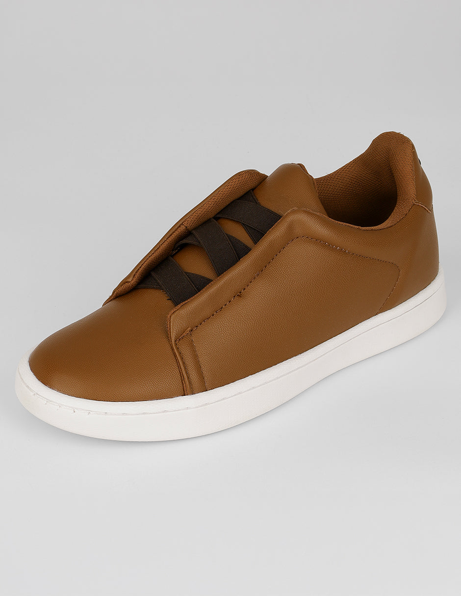 Tenis con cordones Urban en Piel vegana – Café
