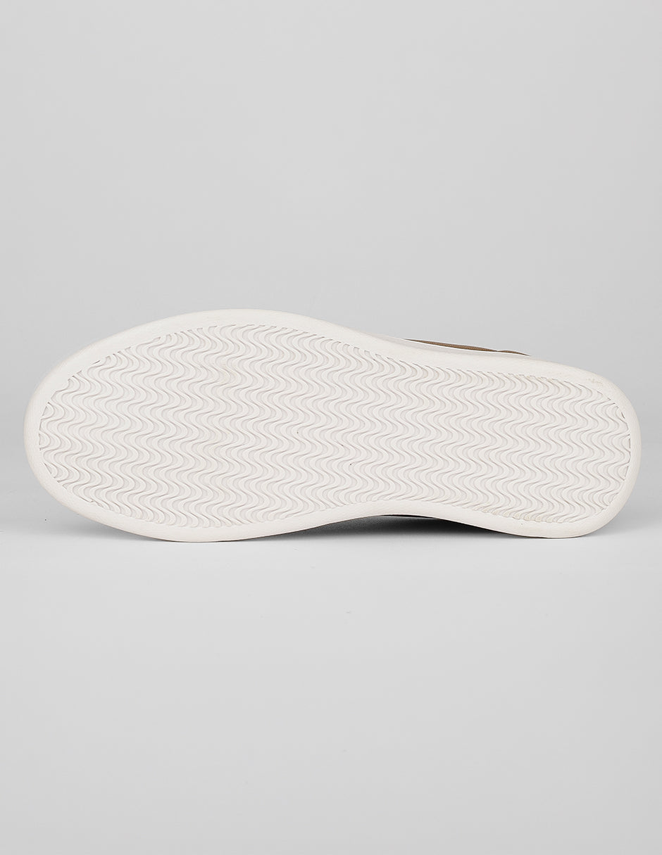 Tenis con cordones Urban en Piel vegana – Café