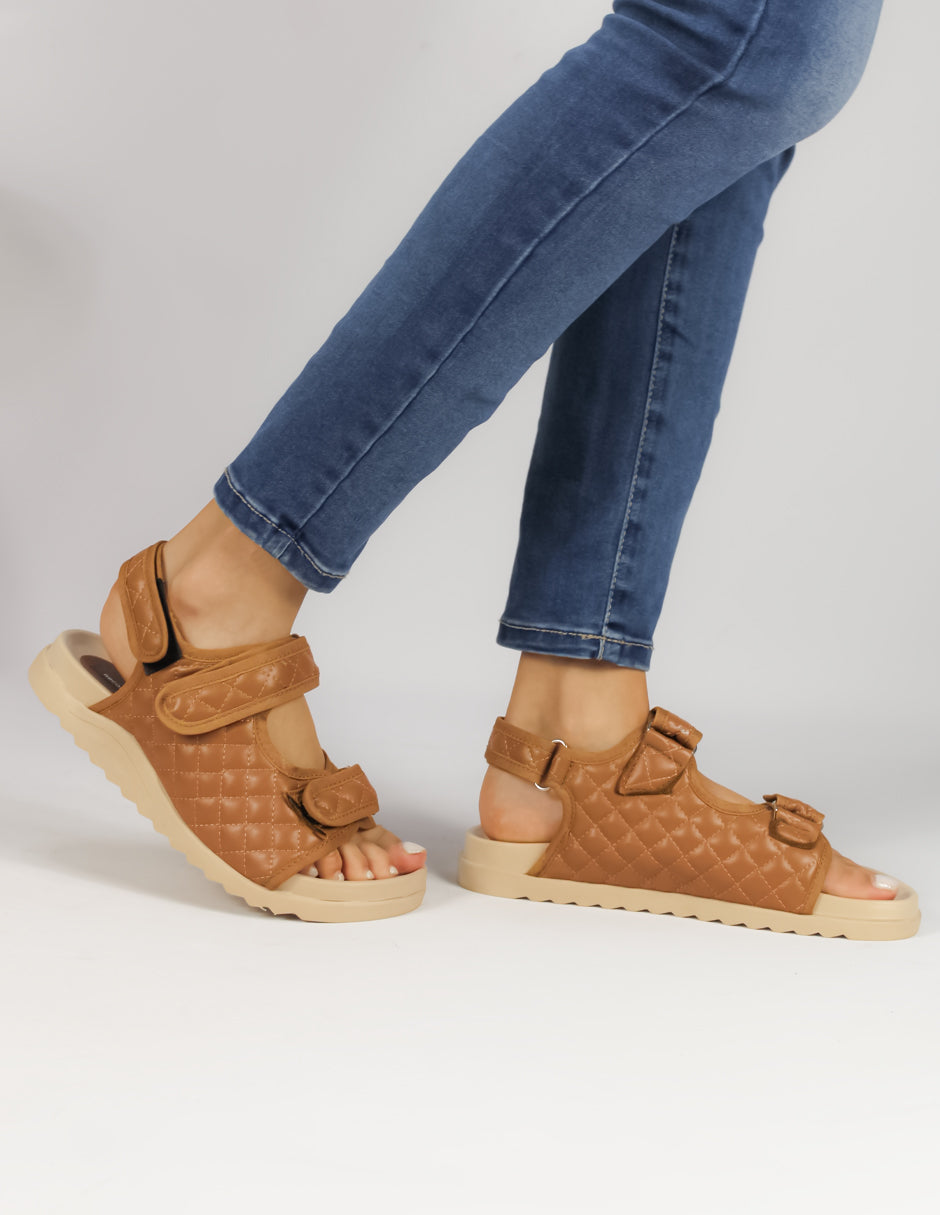 Sandalias de piso Exterior Sintético Color Café Para Mujer De RBCOLLECTION