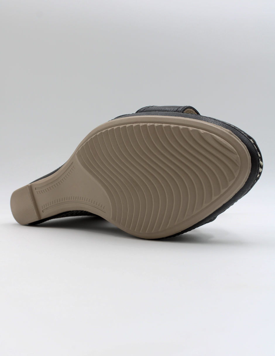 Sandalias con plataforma Arena en Piel vegana – Negro