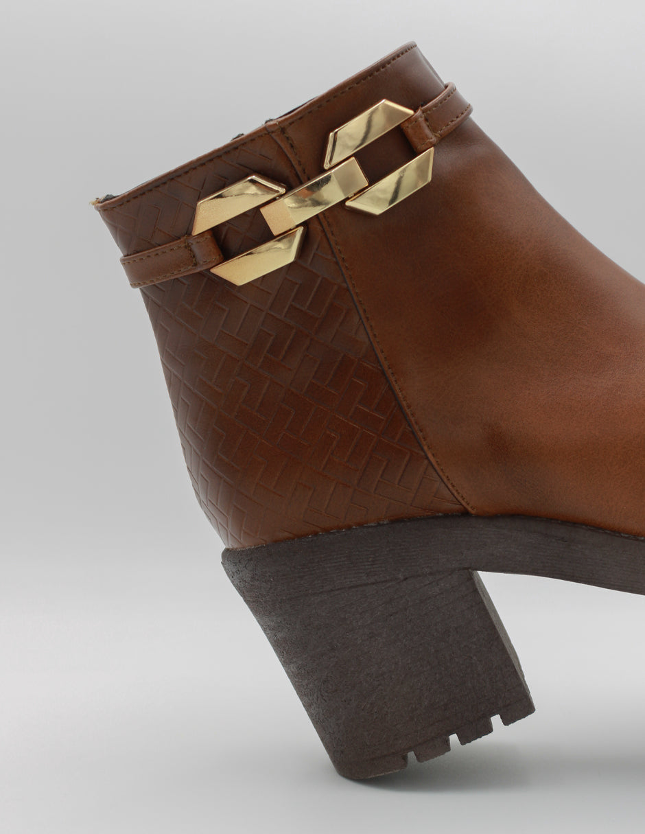 Botín con tacón Cherry en Piel vegana – Café