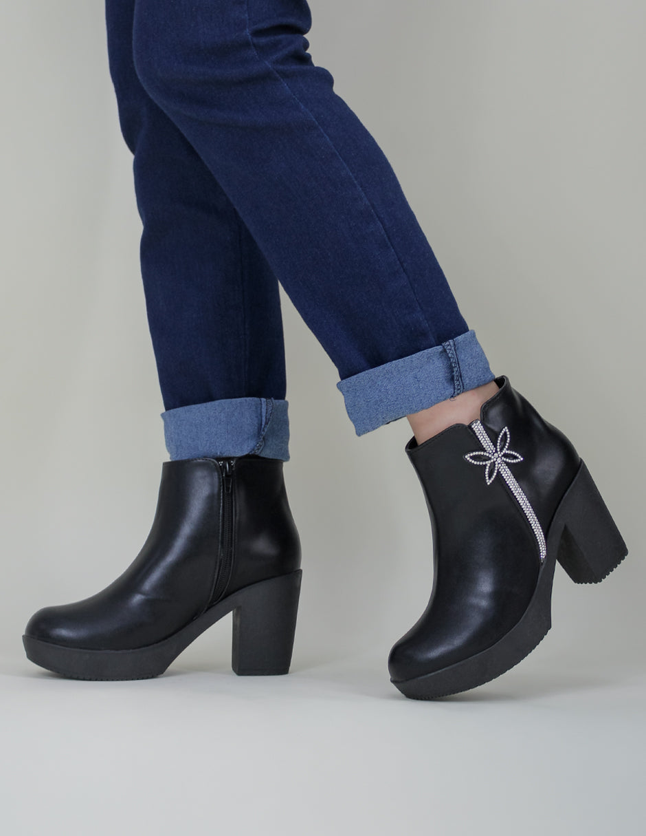 Botín con tacón Noa en Piel vegana – Negro